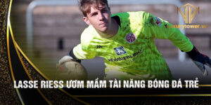 Lasse riess ươm mầm tài năng bóng đá trẻ